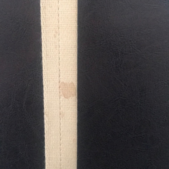 Handbag - Picture 5 of 8